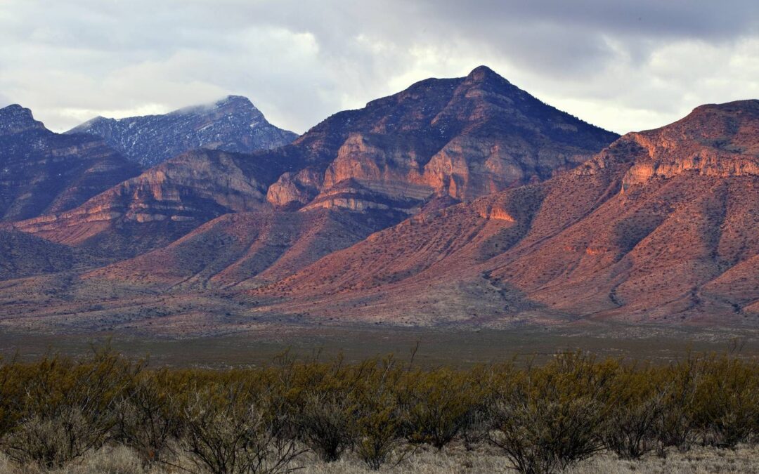 When the Water Runs Out: Hiking through Deserts and Drought