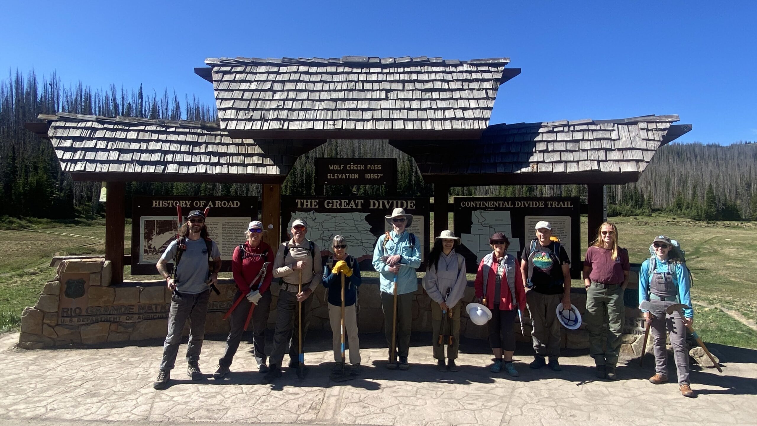 <br />
CO AT crew up at Wolf Creek Pass Photo Courtesy of Jordan Williams
